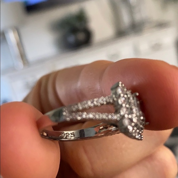 New Gorgeous 925 Silver White Sapphire Ring Sz 6-10 - Picture 15 of 16